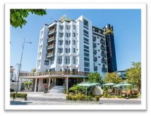 Khách sạn The Palms